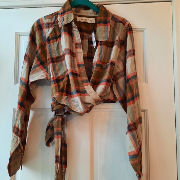 Free People One Way Plaid Wrap Shirt - Picture 4 of 5
